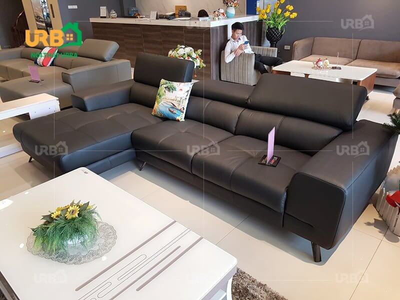 Chọn ghế sofa hiện đại hay cổ điển cho phòng khách rộng? 3